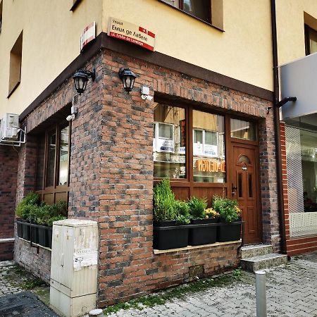 Sleep Over Sofia - Guest Rooms ภายนอก รูปภาพ