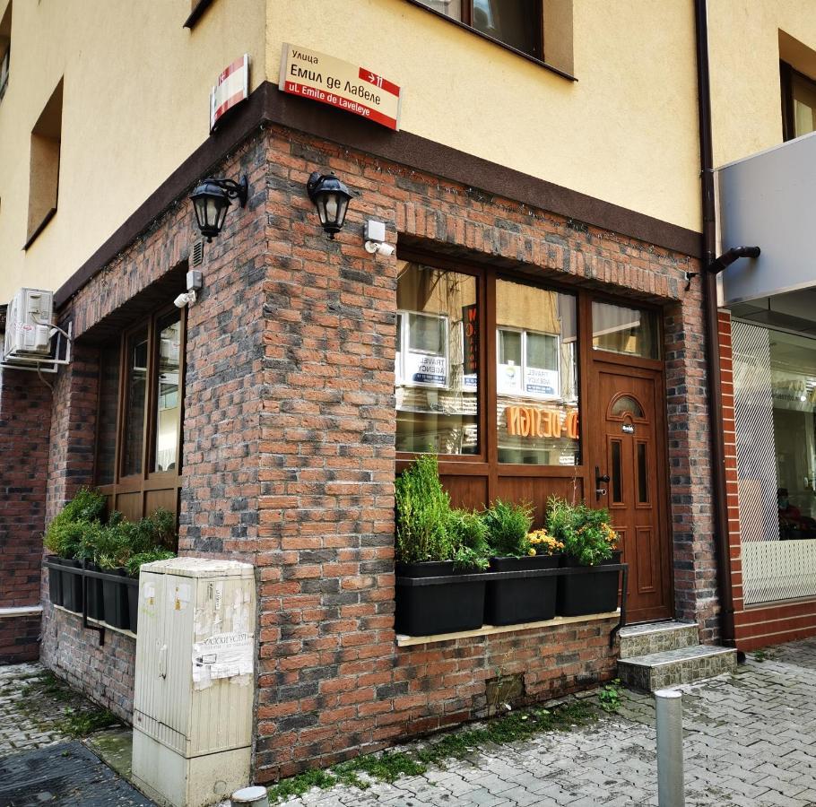 Sleep Over Sofia - Guest Rooms ภายนอก รูปภาพ