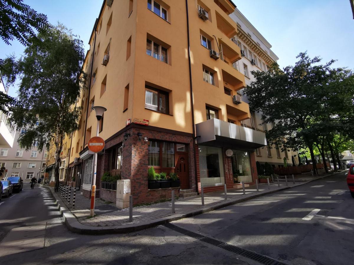 Sleep Over Sofia - Guest Rooms ภายนอก รูปภาพ