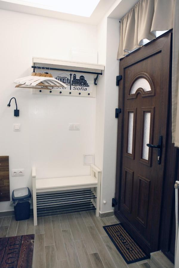 Sleep Over Sofia - Guest Rooms ภายนอก รูปภาพ